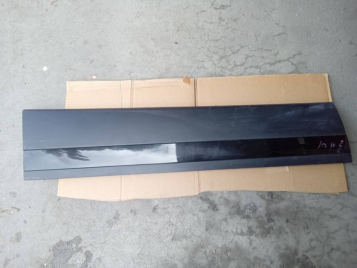 2017 2018 2019 RANGE ROVER VELAR DOOR MOLDING LEFT LH FRONT J8A2