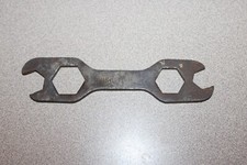 VINTAGE BINKS MFG. CO PAINT/ SPRAY EQUIPMENT MULTI - TOOL WRENCH