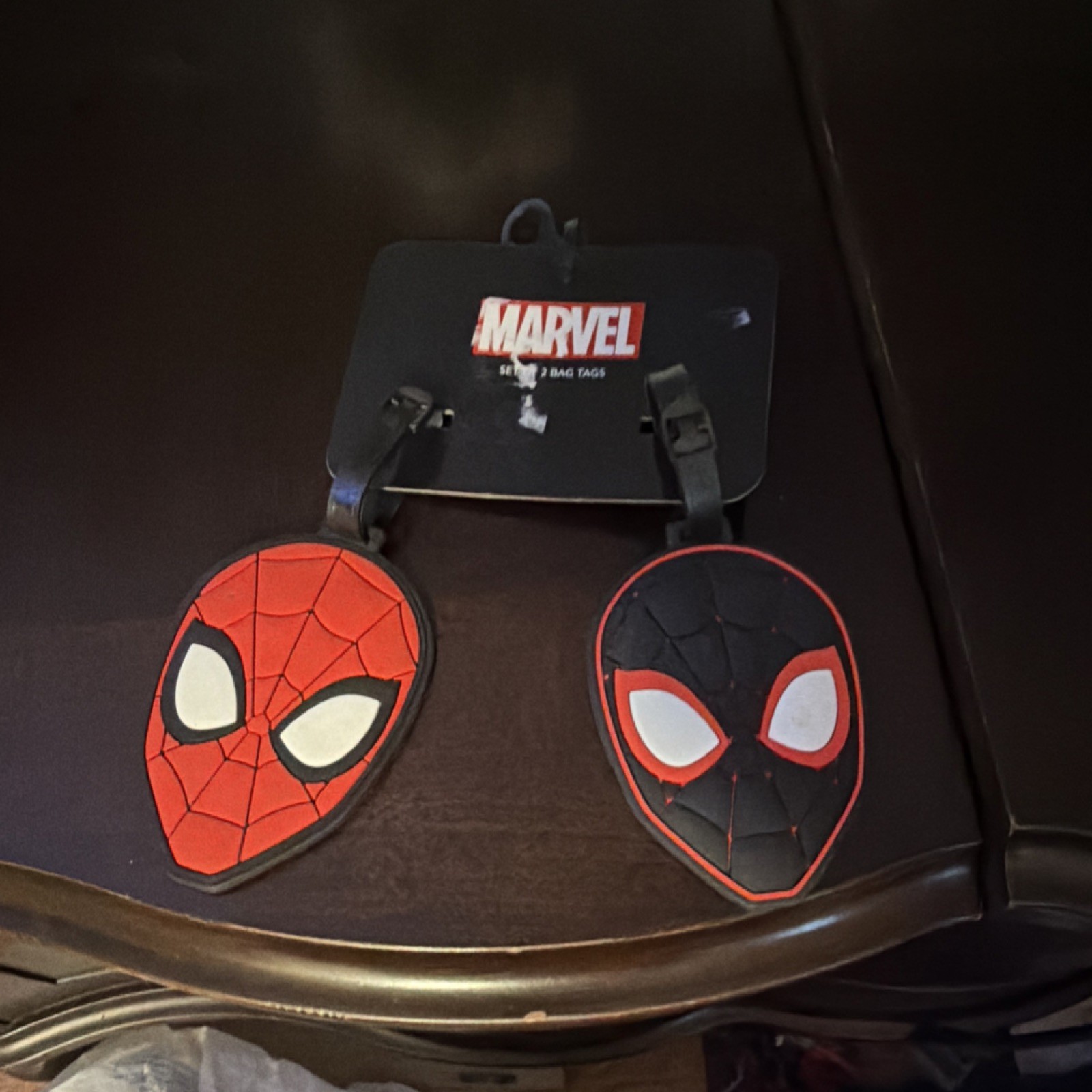 Tags Set Of 2 Red And Black Plastic