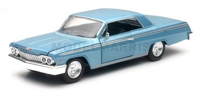 NEW RAY 71893I Muscle Car Assortiment 1/24, 6 Modelle in 2 Farben