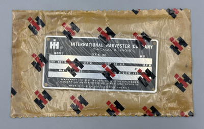c 1970 INTERNATIONAL HARVESTER Co IH Metal ID PLATE Tractor TRUCK Vintage Part