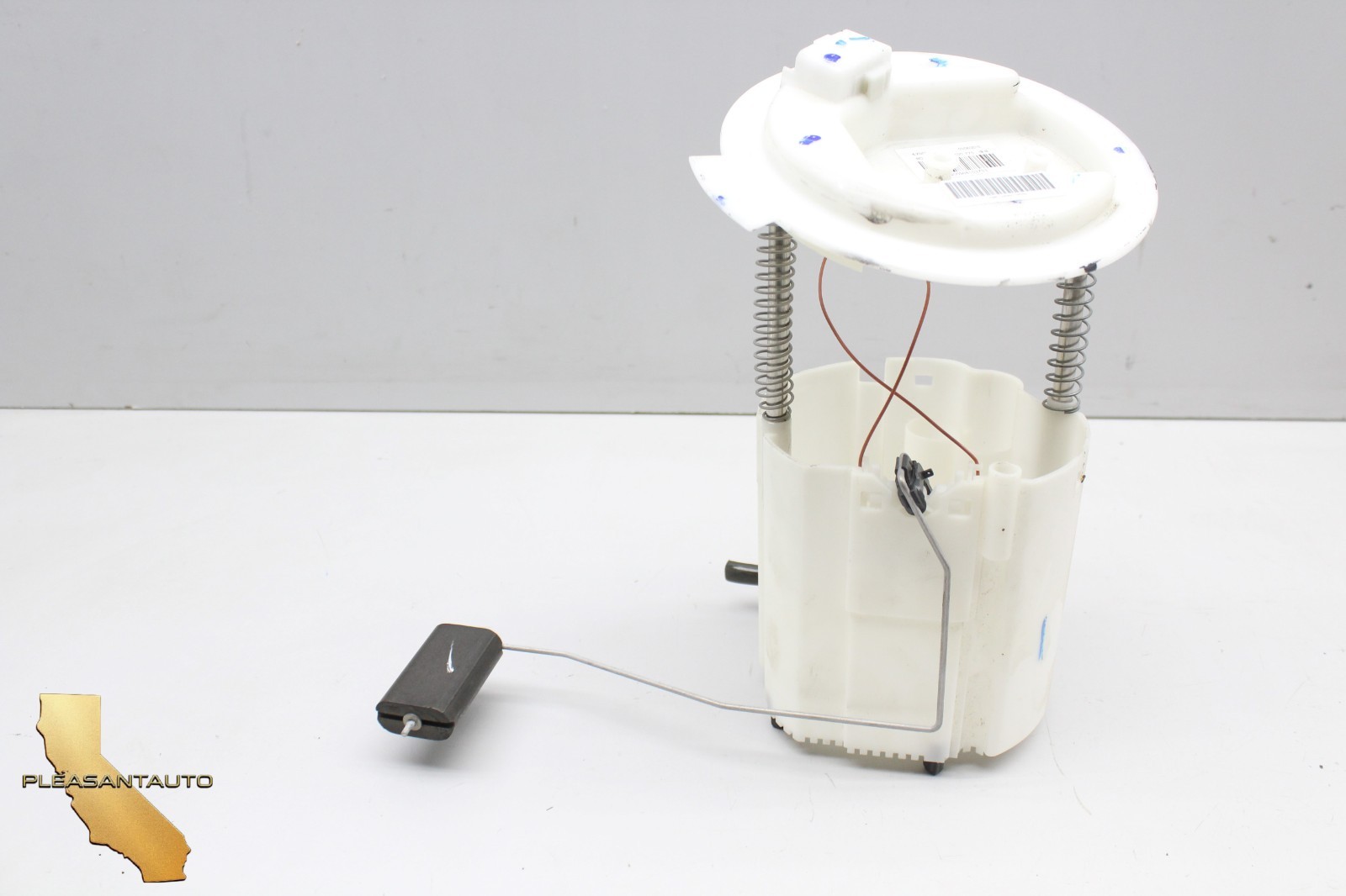 Maserati Quattroporte 2014-2020 RIGHT Fuel pump