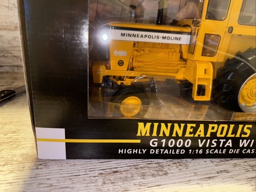 Minneapolis Moline G1000 Vista 2WD Tractor with Cab 1/16 Scale Spec-cast - Picture 6 of 15