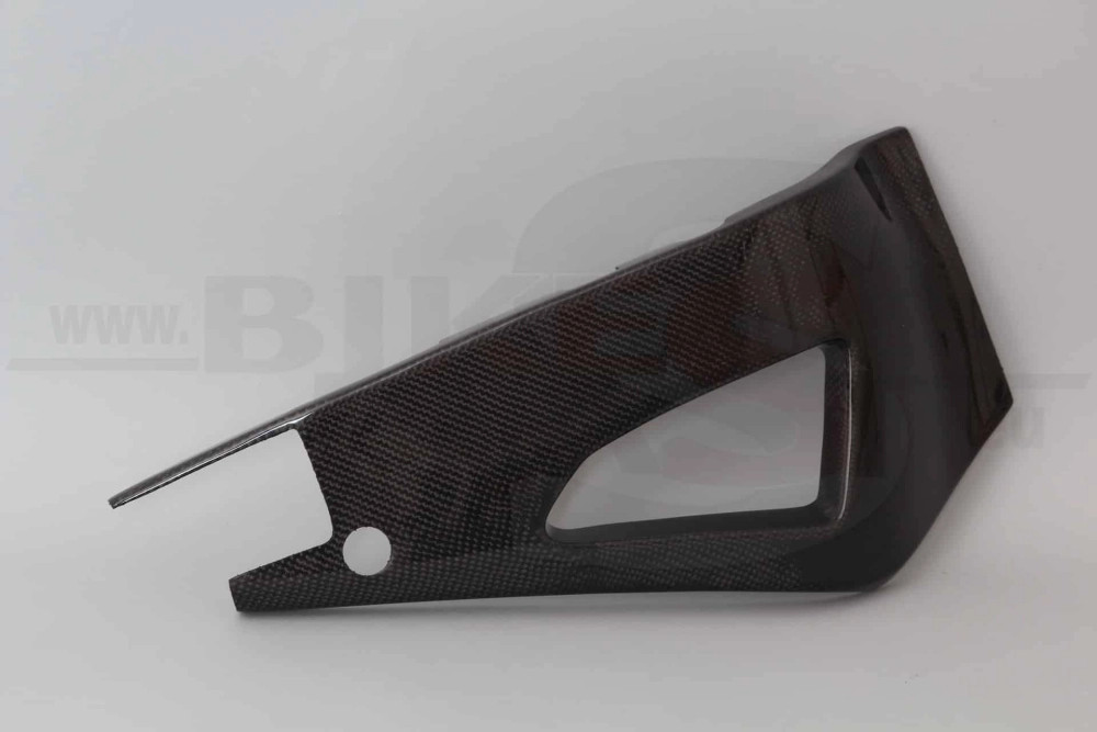 Protection de bras oscillant carbone Yamaha R1 pour roulage sur piste Bikesplast