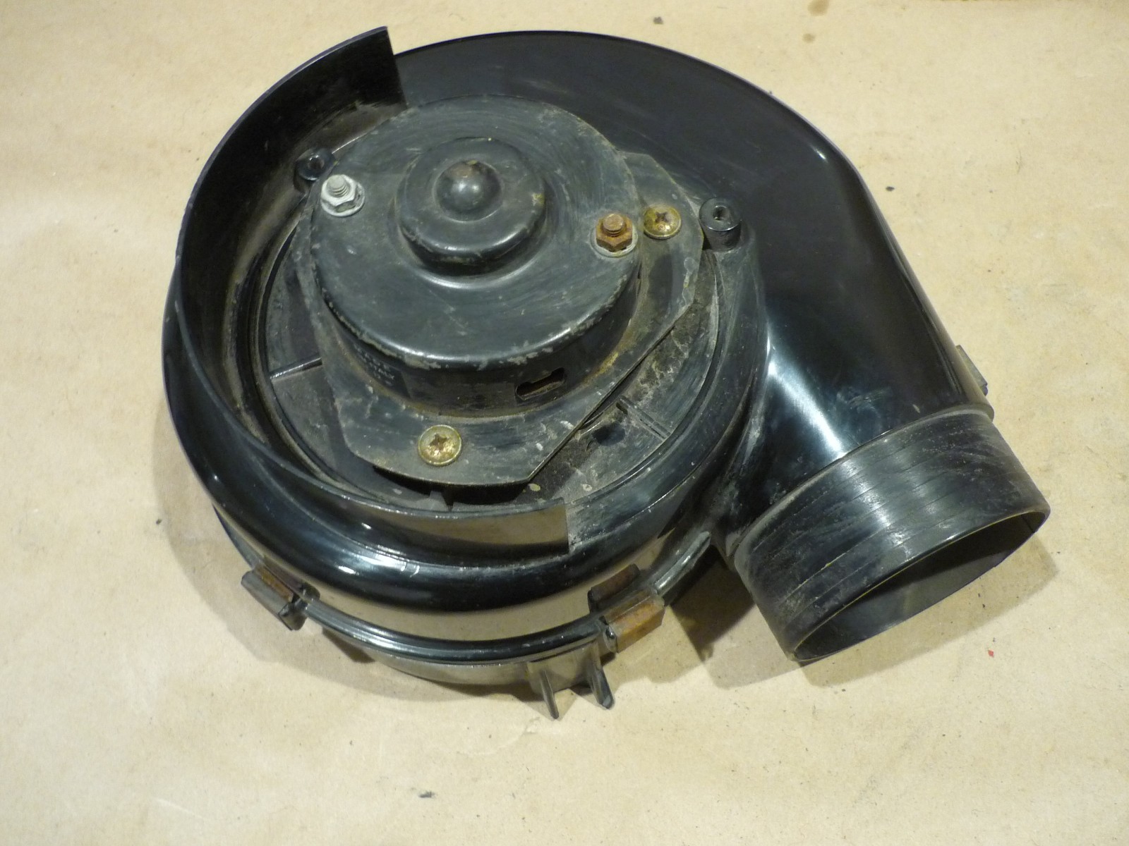 Ferrari 308 - RH Heater Blower- Spal - P/N 60091600