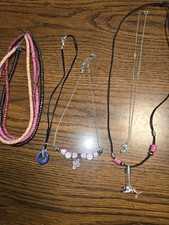 KIDS JEWELRY LOT OF 5 NECKLACES