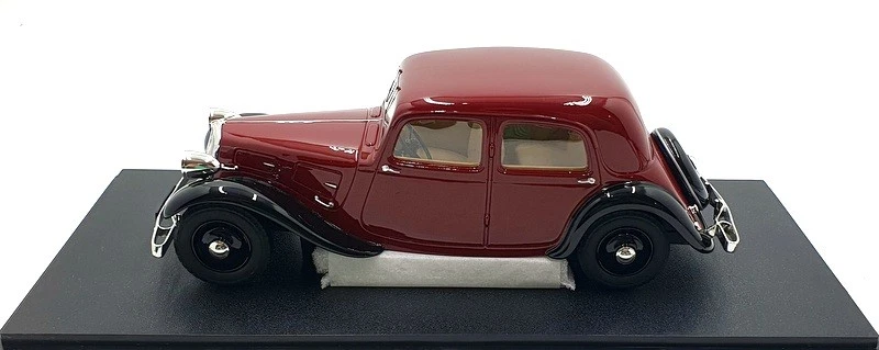Cult 1/18 Scale Resin CML108-2 - 1935 Citroen Traction Avant 7cv - Maroon/Black - Image 4 of 4