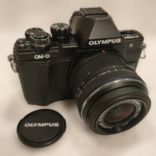 Good Condition OLYMPUS OM D E M10 Mark II 14 42mm