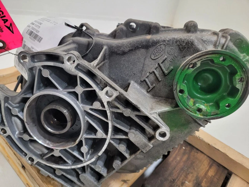 Caja de transferencia Range Rover 2006-2014 a través de VIN EA133461 LR049160       Foto 2 de 4