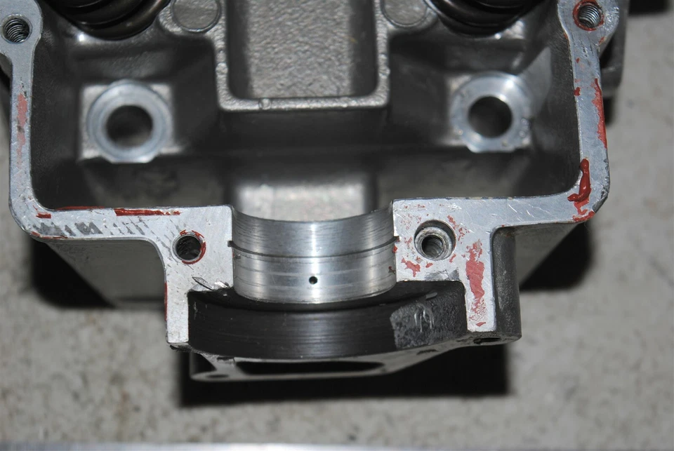 Husaberg FE FX FC 501 600 Cylinder Head Valves Springs 200 218-01 GOOD 2000 ONLY Foto 2 de 4