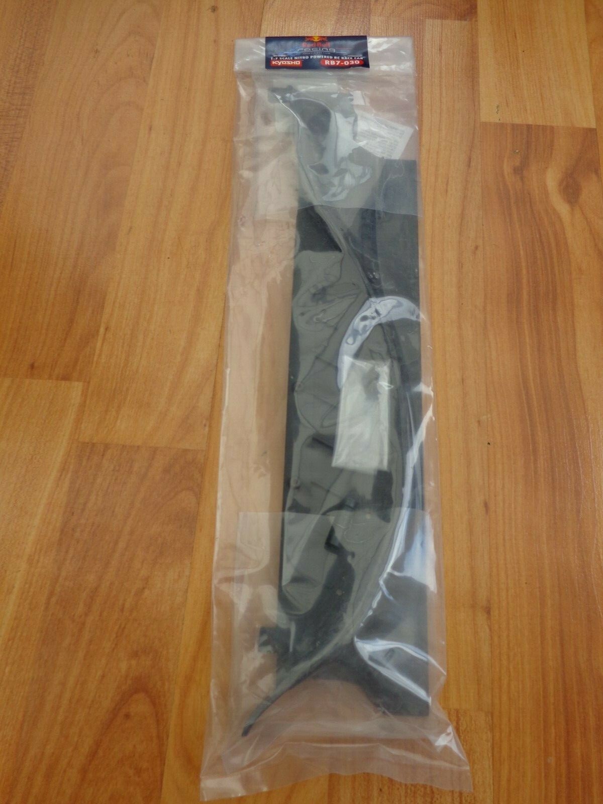 1/7 DEAGOSTINI BUILD THE RED BULL RACING RB7 F1 RC CAR #30 LEFT SIDE CHASSIS