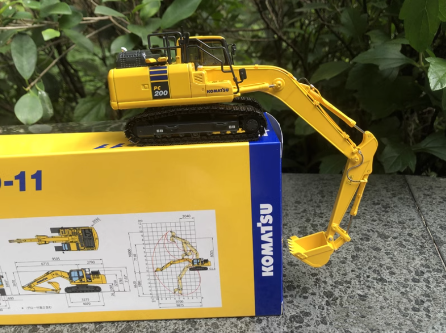 1:50 KOMATSU PC200-11 Excavator Construction Machine Equipment