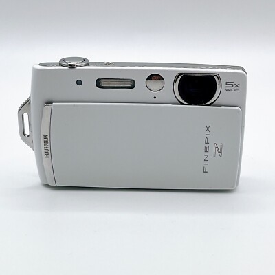 フジフィルム　finepix ファインピクスZ110 中古 Fujifilm Digital Camera FinePix Z Series Z110 White 5x 14.1