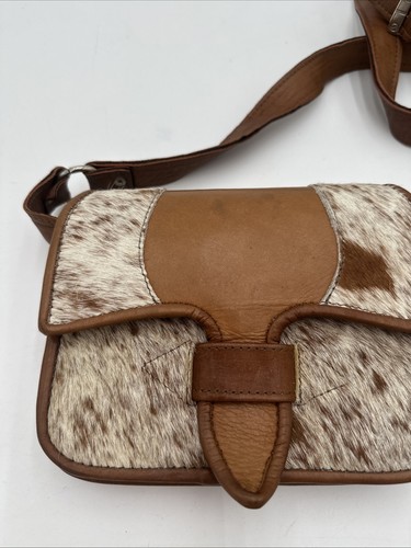Vtg Handmade Mini Small Leather cow Hide Carriel Crossbody Bag Purse Satchel - Picture 2 of 21