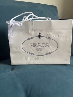 Prada Geschenktüte mit Band
