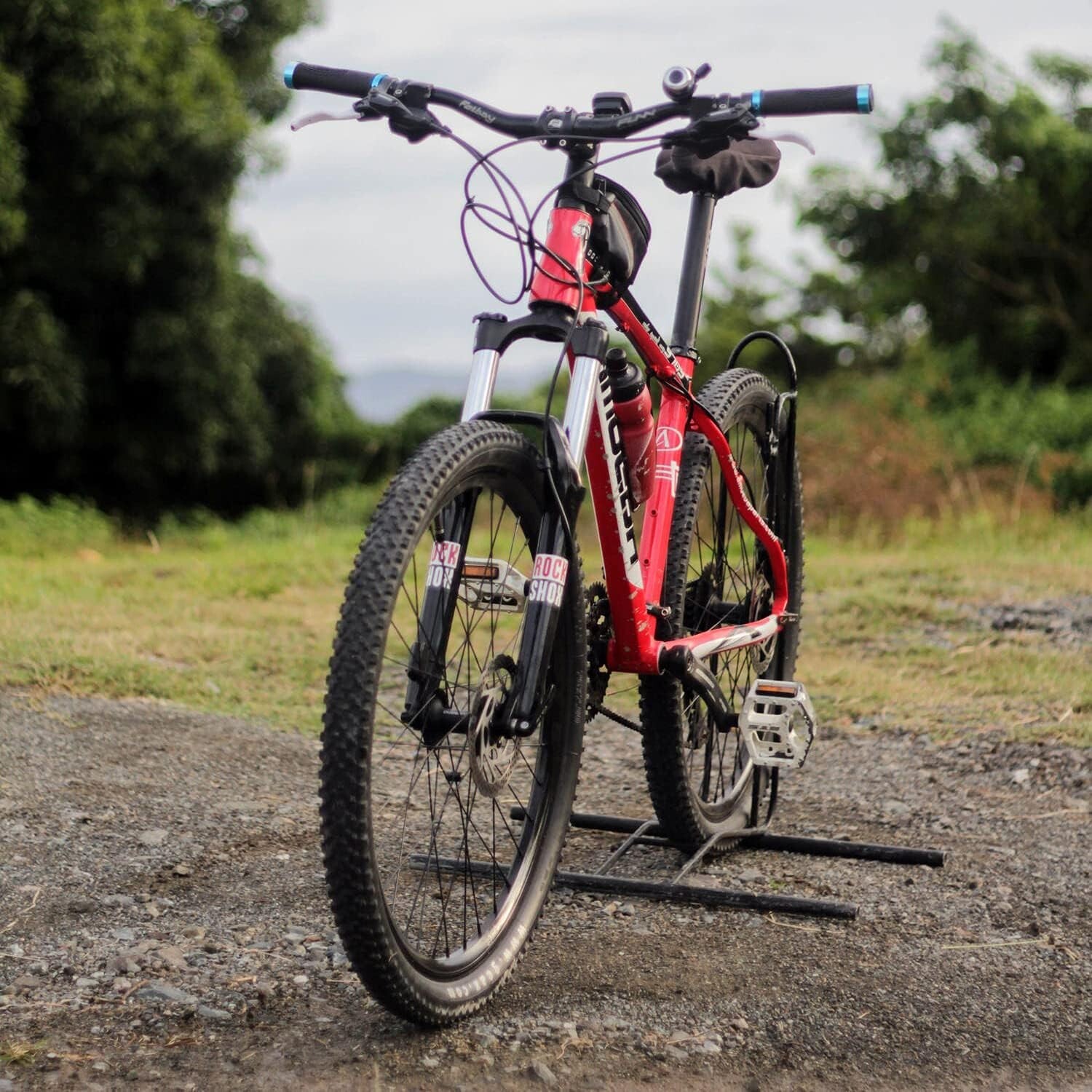 Convenient Replacement: Clincher Tire for Mountain Bikes - 24x1.95 Inch