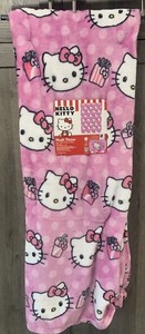 New Hello Kitty Faces & Fries Pink Plush 50 x 70 Throw Blanket With Tag