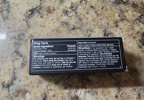 Mac Studio Fix Fluid Foundation SPF 15 NC47 1oz/30ml - Picture 2 of 4