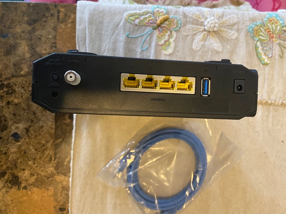 CISCO MODEM DPC-3825 with Ethernet  cable only - Image 2 of 2