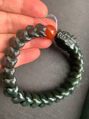 Wonderful Hand Carved Chinese HeTian Dark Green Jade *Dragon* Beads Bracelet