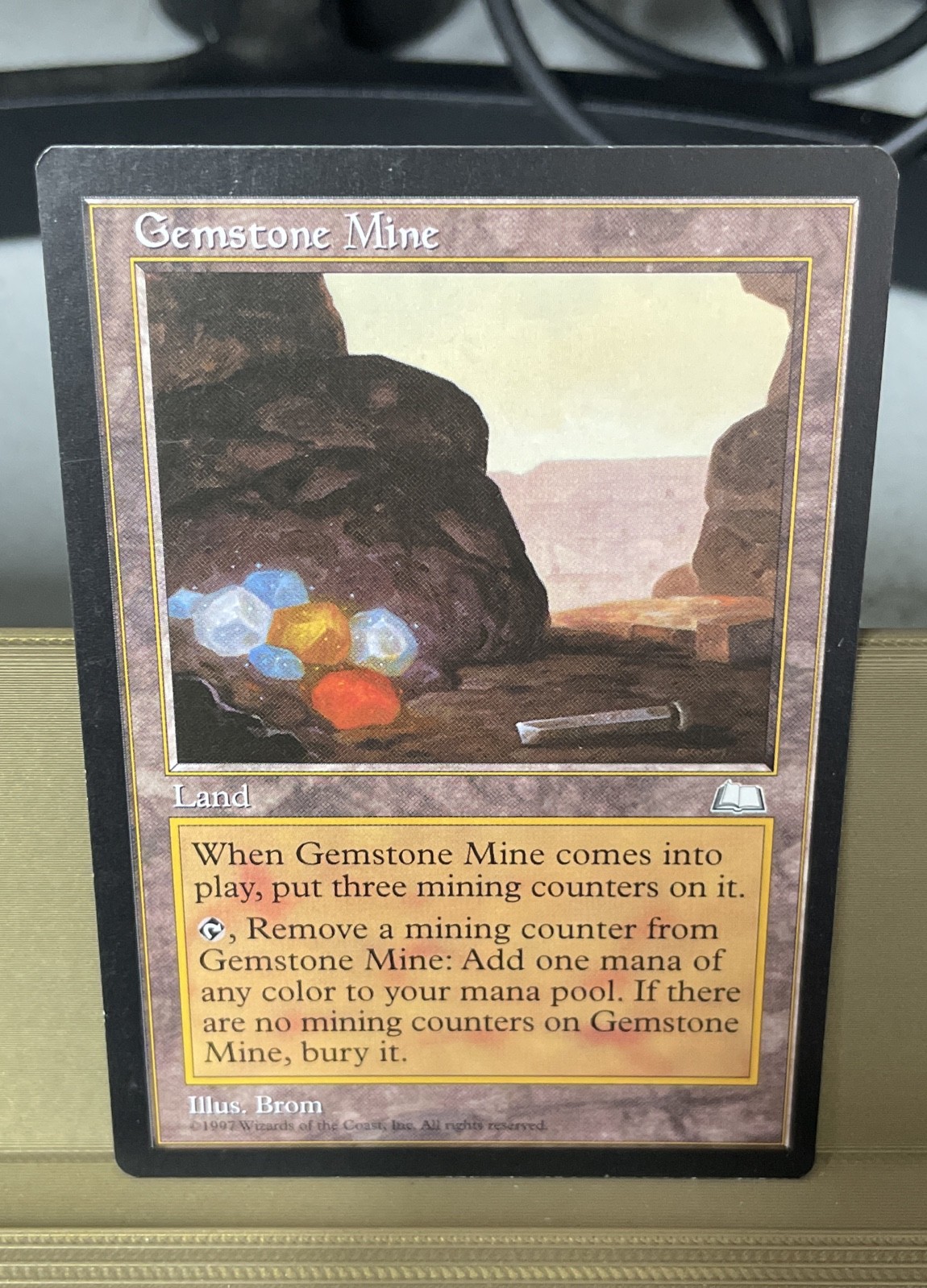 Gemstone Mine Weatherlight Regular