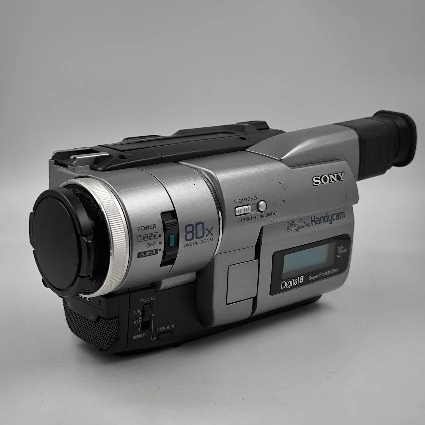 Caméscope Sony DCR-IP5 MicromV Argent - À Réparer / Pièces Détachées