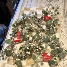 Artificial Eucalyptus Garland White Berries Green/White Plastic 5 ft Seasonal