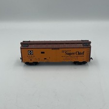 HO ATHEARN 40 FT REEFER SUPER CHIEF SANTA FE SFRD 8293 BUILT