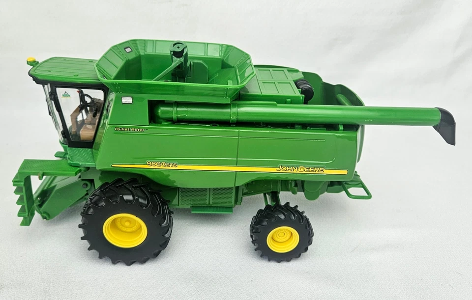 Ertl John Deere 9860 STS Combine 1/32 15798 - Image 3 of 4