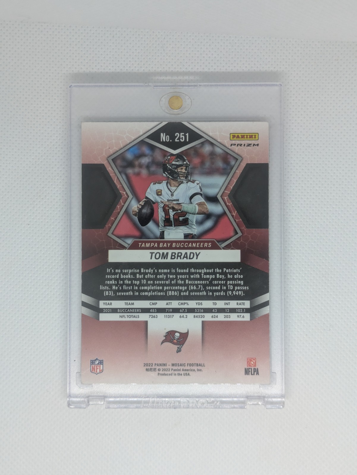 Tom Brady On Card Auto - 2022 Mosaic Pink Camo Prizm 🔥 *In-Person Autograph* view 2