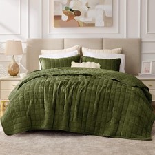 BEDELITE Velvet Quilt Set King Size - Luxury Velvet Comforter Bedding Set 3 Piec