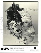 1997 Press Photo Halle Berry & Natalie Desselle in "B.A.P.S." Movie - lrp75732