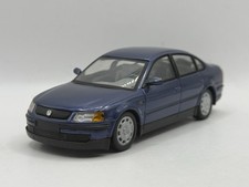 Volkswagen Passat Limousine 1/43 Schuco