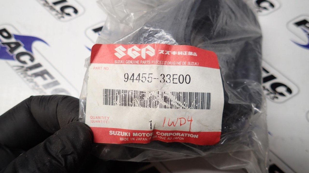 クロム NEW OEM SUZUKI INTAKE JOINT GSXR600 GSXR750 GSX-R 600 750