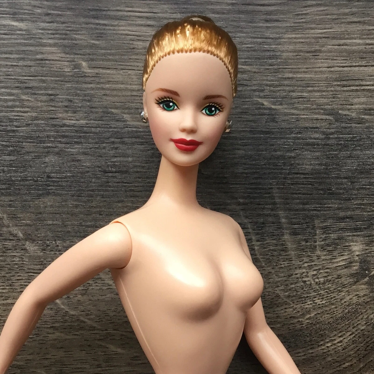 Bob mackie online barbie dolls value