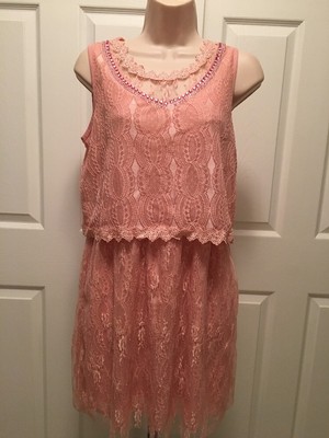 womens peach colored dresses