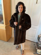 Impeckable Mink Fur Coat By York Furrier 3/4 Length Size M With Removable Hood