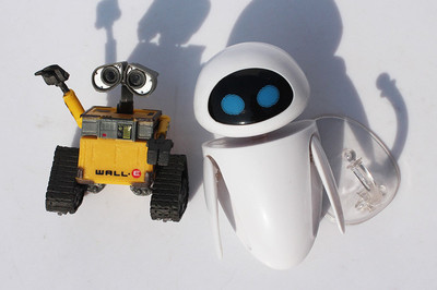 Disney Robot Wall-E and Eee-Vah EVE Figure 2 pcs/set 