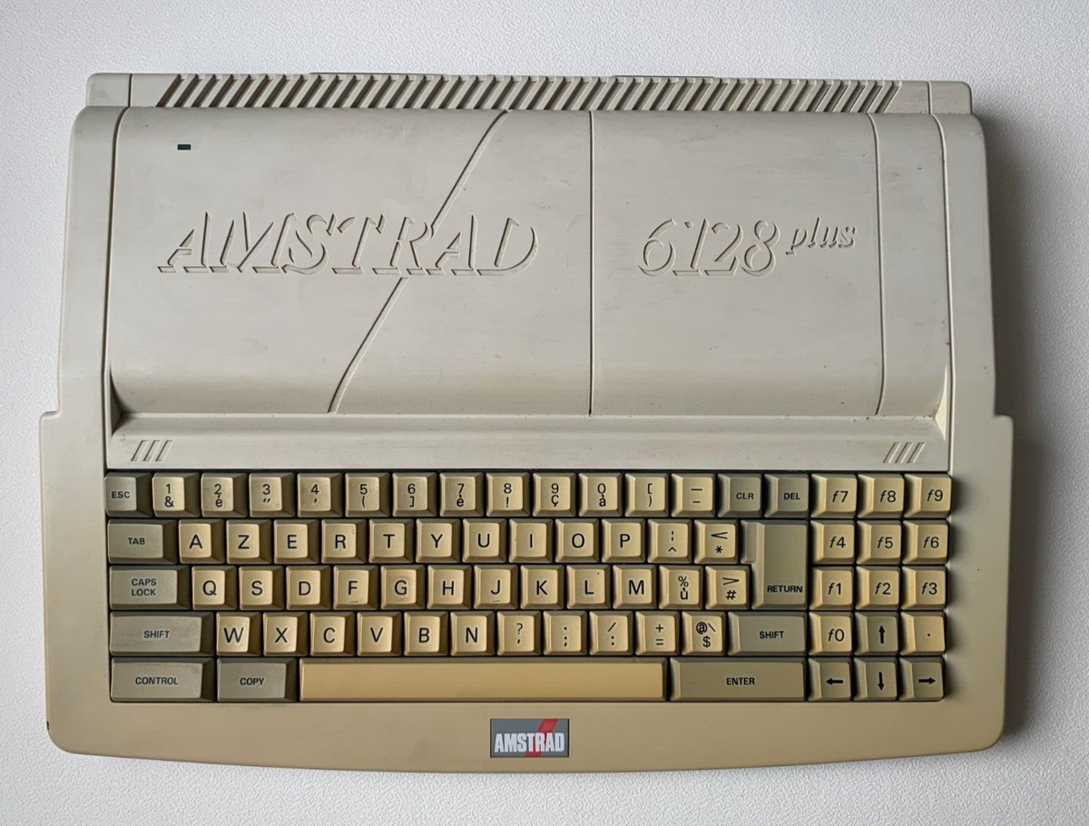 Carte Mère Amstrad CPC 6128 AZERTY - Fonctionnelle - Occasion