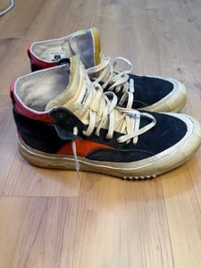 Brand Black Capo Dirty, good condition