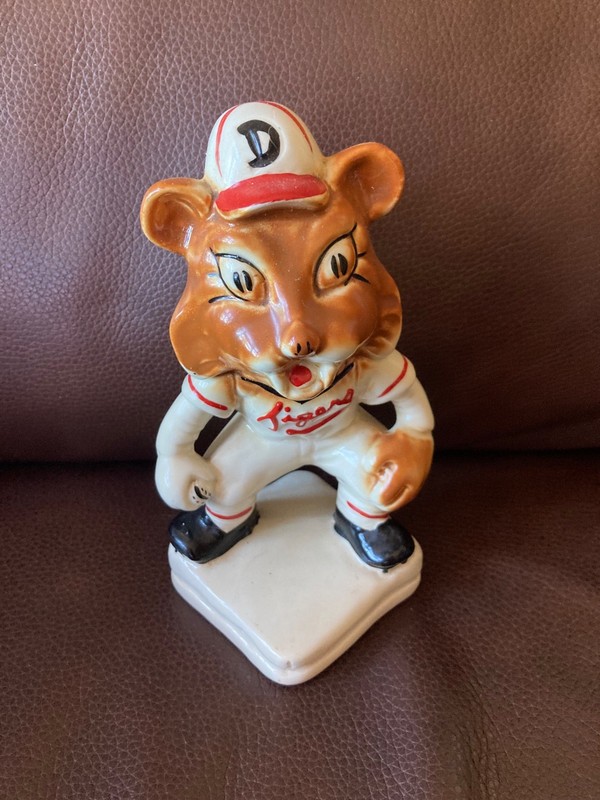 1940's stanford pottery detriot tigers baseball bank mint condition