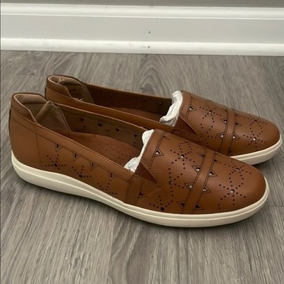 Cobb Hill new Pennifield Tan Leather Loafers Size 7.5