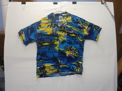 OCEAN CURRENT Hawaiian Camp Rayon Shirt Sz M Island Palm Tree Free Shipping