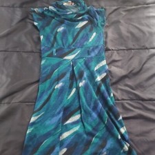 girl 8 short sleeve dress black green blue