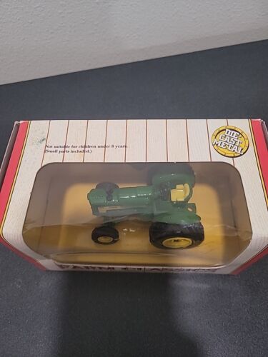 118- ERTL~ 1/16 John Deere 630 Tractor Toy ~ Farm Classics~ 1991- Vintage - Picture 2 of 7