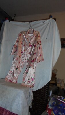2 PC. PINK FLORAL, P J'S. SZ SM.BUST. 40'' WAIST 36'' DISPLAY MODEL
