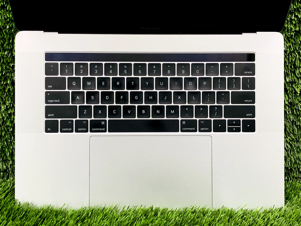 Apple MacBook Pro A1707 15" 2017 CHASSIS EMC 3162 SCREEN AND PARTS