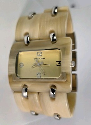 MICHAEL KORS WOMEN'S TORTOISE STAINLESS STEEL WATER RESISTANT  BEIGE DIAL 40x42