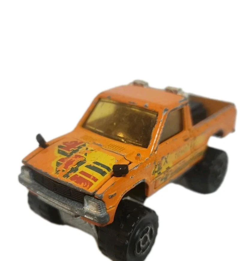 Majorette 20 世纪 80 年代丰田橙色 4x4 皮卡车老式压铸法国制造 — 第 3/4 张图片
