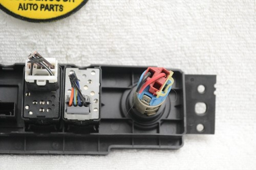 1997-2001 Jeep Cherokee 12V Power Outlet Rear Wiper Defrost Dash Control Switch - Picture 7 of 8